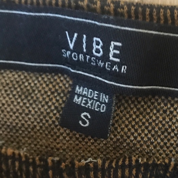 Cute patterned crop tops 90s style - Picture 3 of 4